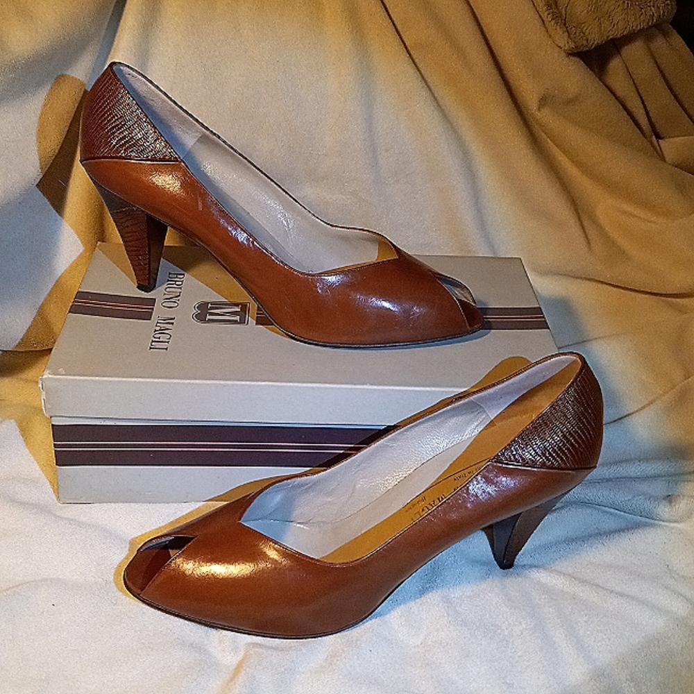 Bruno Magli rust colored open toed pump.